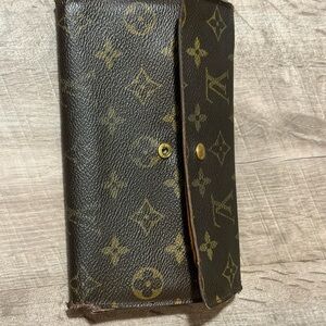 Authentic Louis Vuitton Brown and Gold Monogram wallet